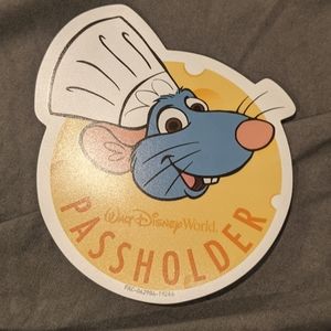 Ratatouille Passholder Magnet